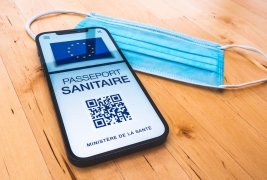 Projet de pass sanitaire au travail : la priorité est d’éviter un nouveau confinement