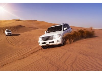 La CNAMS sponsorise les 2 Z’elles du désert sur le Rallye Aïcha des Gazelles du Maroc